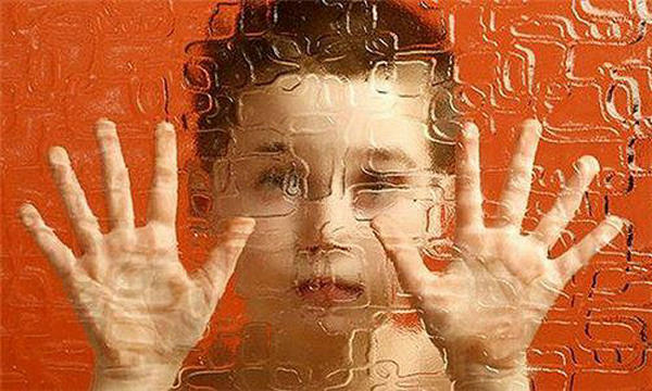 如果VR搭檔心理學，那它能否成為自閉癥患者的救命稻草？ 